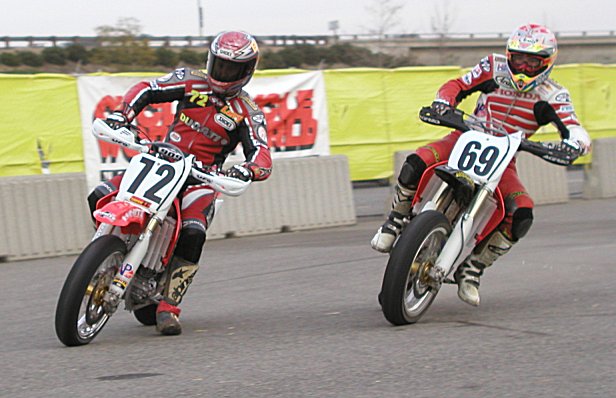 Side by Sideways, Nicky Hayden (69) and Larry Pegram (72) into the circuit's final turn