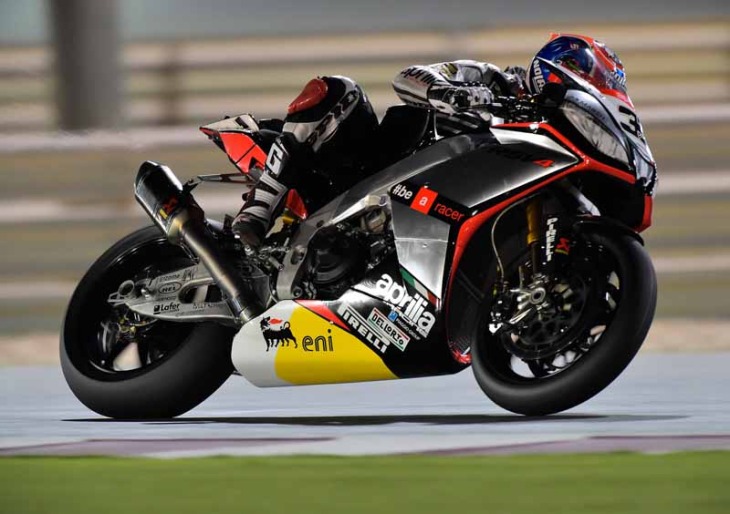 ApriliaRacing_Melandri