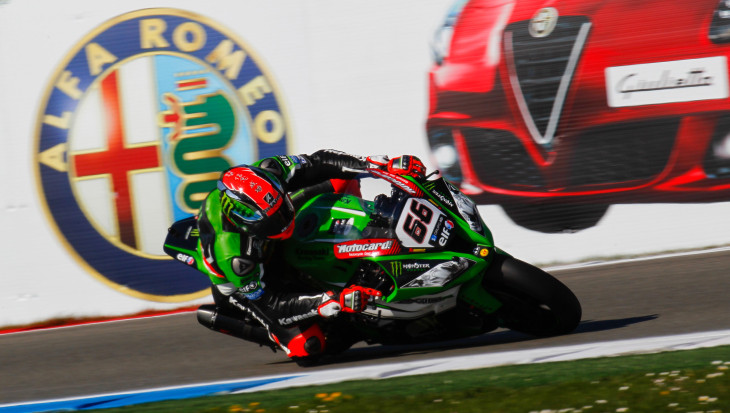 Sykes claims first Superpole of season