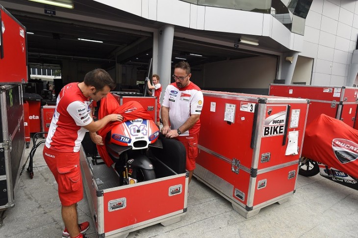 Ducati Team 102015