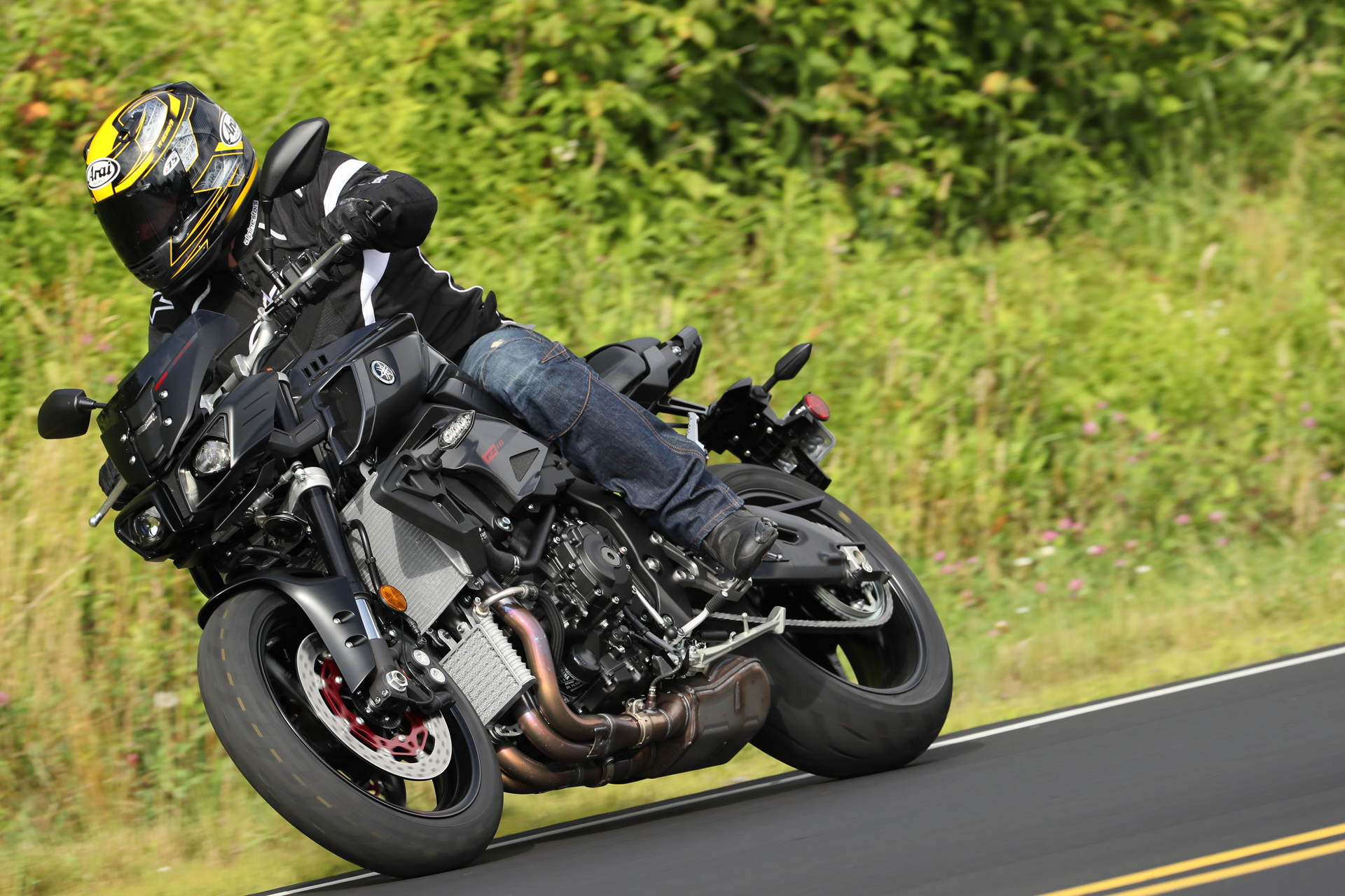 Yamaha FZ6 Receives Significant Changes for 2007 « MotorcycleDaily.com –  Motorcycle News, Editorials, Product Reviews and Bike Rev…