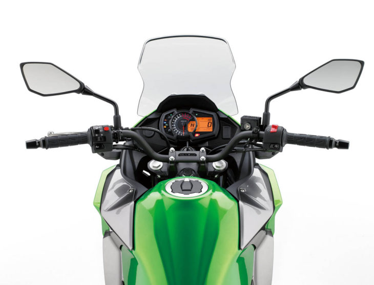 111316versys300side1